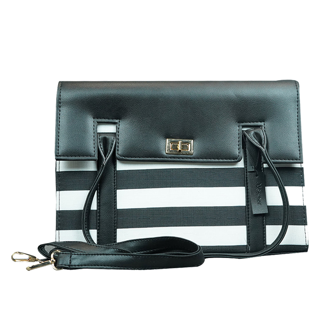 SATCHEL BLACK